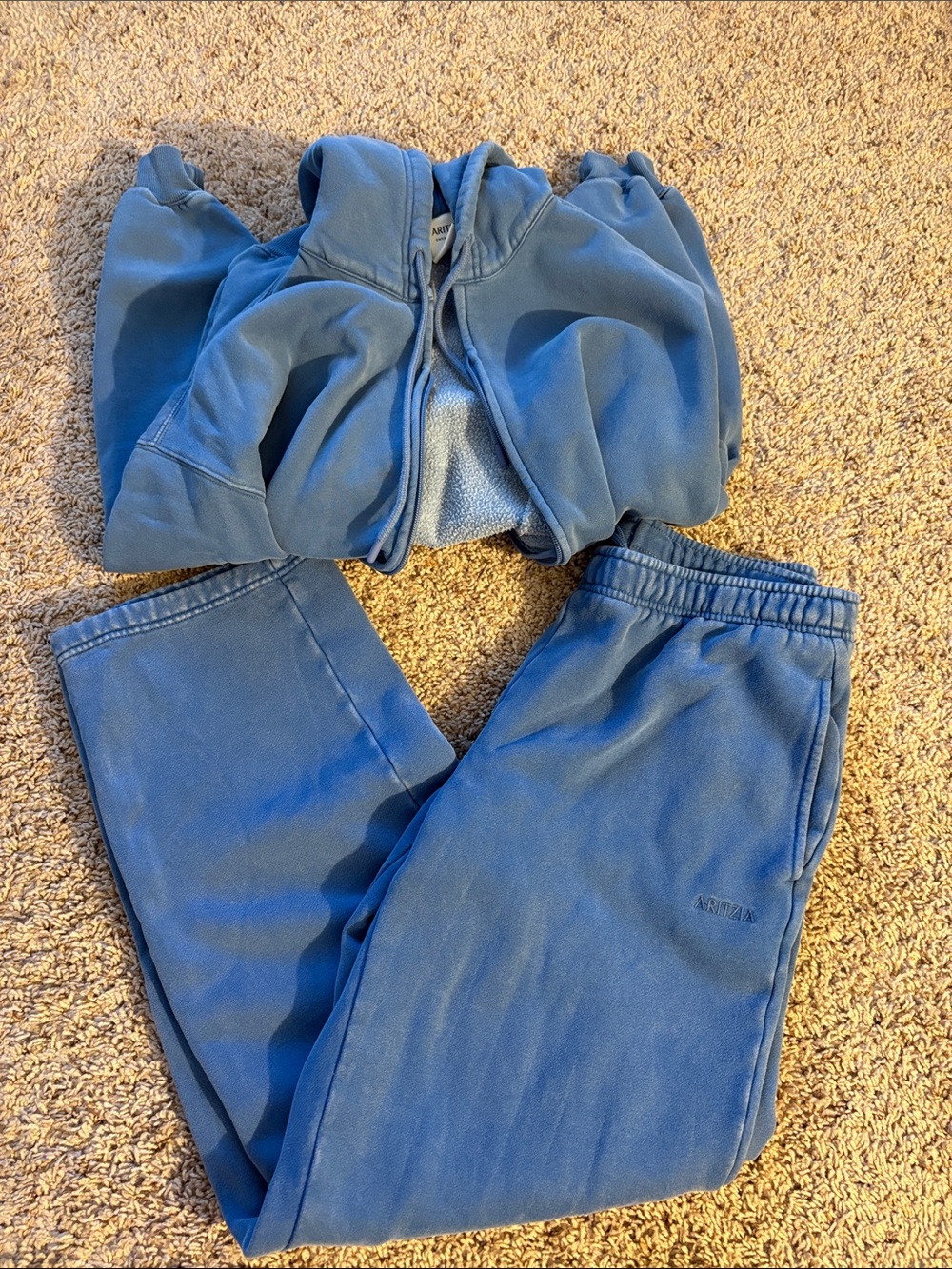 Aritzia Sweatfleece Set